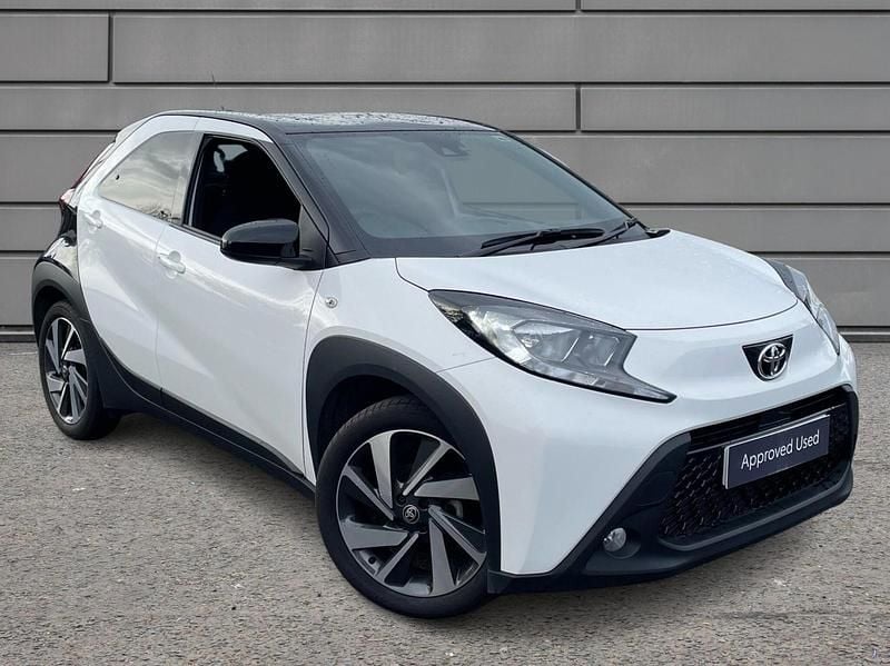 White Used 2024 Toyota Aygo X SUV | £14,795 - Image 1/4