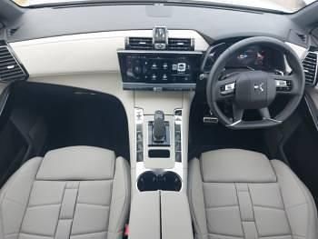 New DS Automobiles DS7 Crossback 225 HP (165 kW) 2025 White SUV