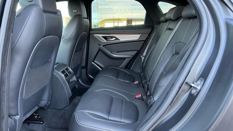 Used Jaguar F-Pace R-Dynamic 204 HP (150 kW) 2023 Black SUV