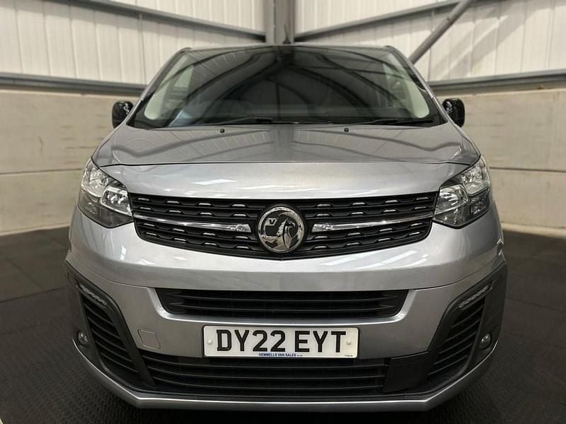 Used Vauxhall Vivaro Elite 150 HP (110 kW) 2022 Grey MPV