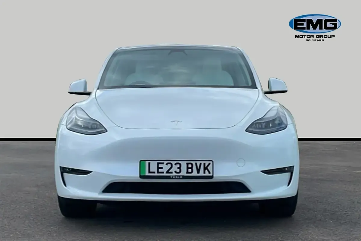 Used Tesla Model Y Performance 313 kW (426 HP) 2023 White SUV