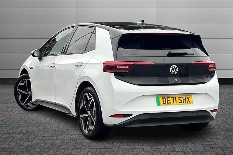 Used VW ID.3 Pro 150 kW (204 HP) 2021 White Hatchback