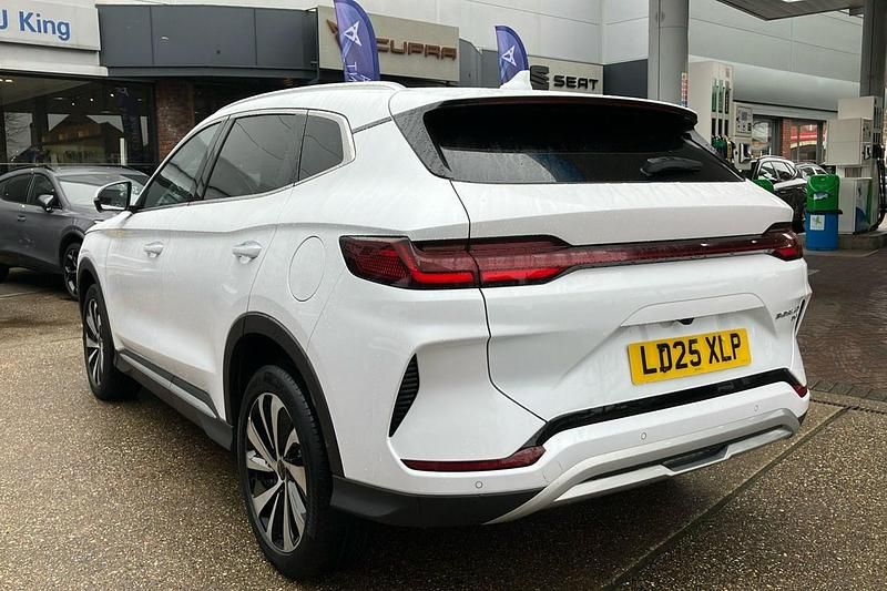 Used BYD Seal U Comfort 214 HP (157 kW) 2025 White SUV