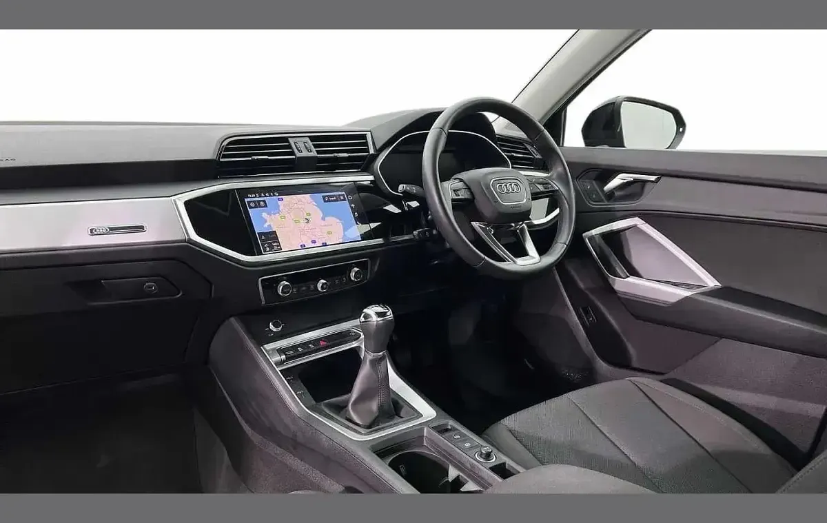 Used Audi Q3 Design 150 HP (110 kW) 2022 Black SUV