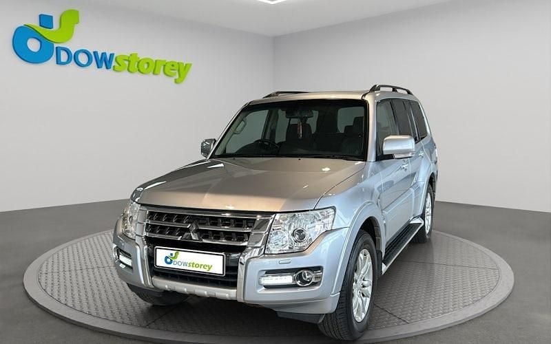 Used Mitsubishi Shogun 200 HP (147 kW) 2014 Silver SUV