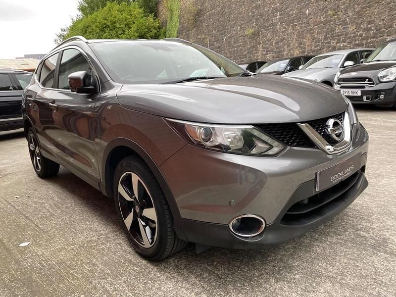 Used Nissan Qashqai N-Vision 2017 Grey SUV