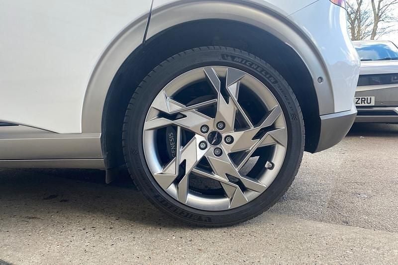 Used Genesis GV60 Sport Plus 359 kW (489 HP) 2024 White SUV