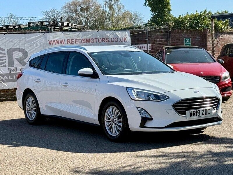 White Used 2019 Ford Focus Titanium Estate | £10,990 (Fair price) - Image 1/4