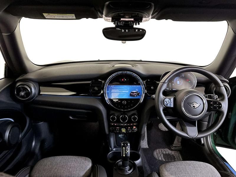 Used Mini Cooper SE Hatch 135 kW (184 HP) 2022 Green Hatchback