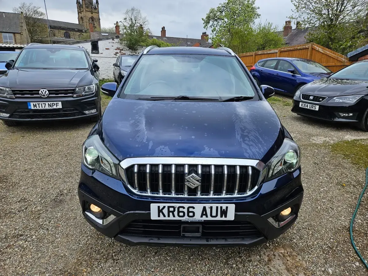 Used Suzuki SX4 SZ5 2016 Sphere blue pearl Hatchback