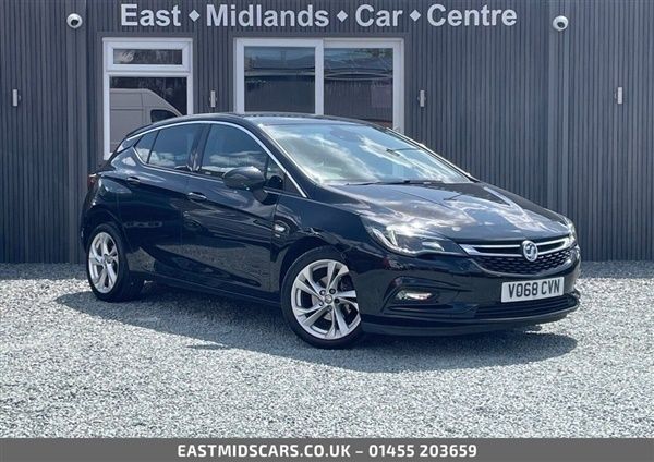 Black Used 2018 Vauxhall Astra SRi Hatchback | £5,395 (Fair price) - Image 1/1