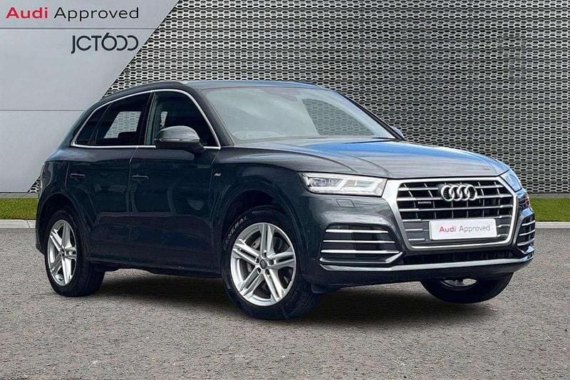 Grey Used 2019 Audi Q5 S-Line SUV | £20,619 (Fair price) - Image 1/4