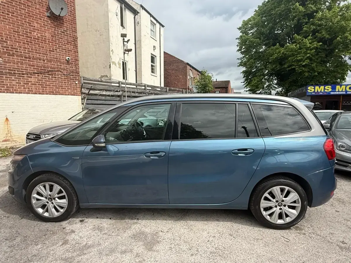 Begagnad Citroën Grand C4 Picasso Exclusive 2016 Blå Minibuss