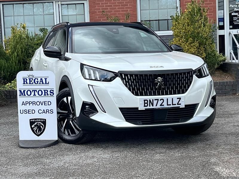 White Used 2022 Peugeot 2008 GT SUV | £16,995 (Fair price) - Image 1/3