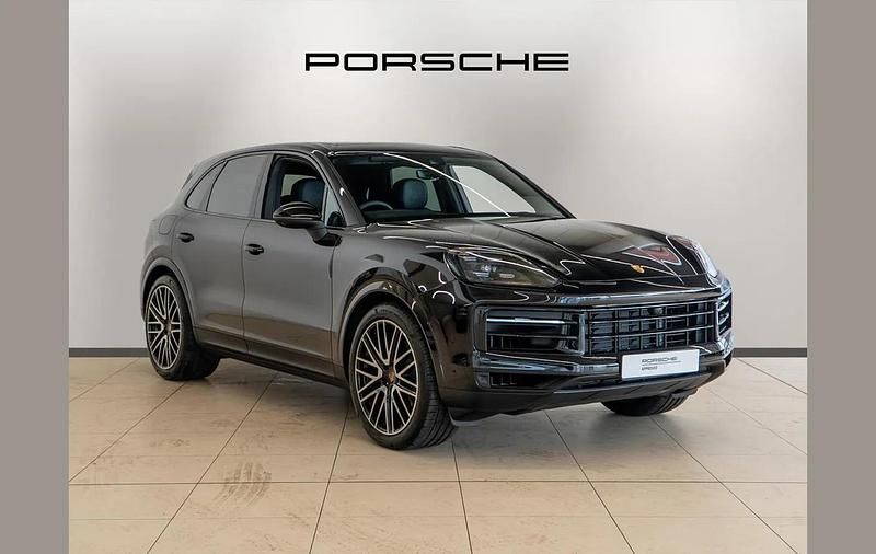 Used Porsche Cayenne 348 HP (255 kW) 2025 Black SUV