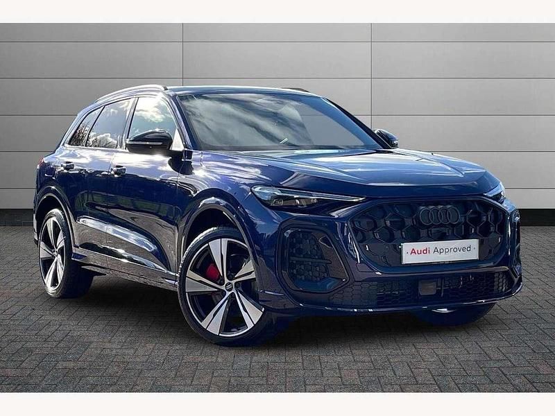 Navarra blue Used 2025 Audi Q5 Advanced SUV | £57,395 - Image 1/4