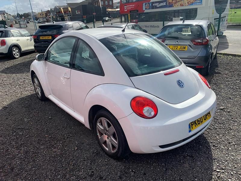 Used VW Beetle 2010 White Hatchback