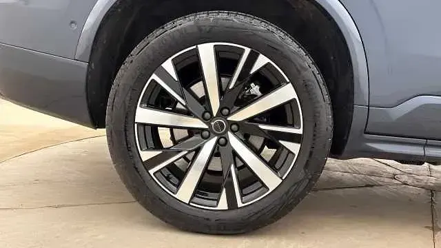 Usado Volvo XC90 Plus 247 HP (181 kW) 2026 SUV