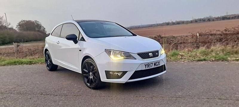 Used Seat Ibiza FR 90 HP (66 kW) 2017 White Hatchback