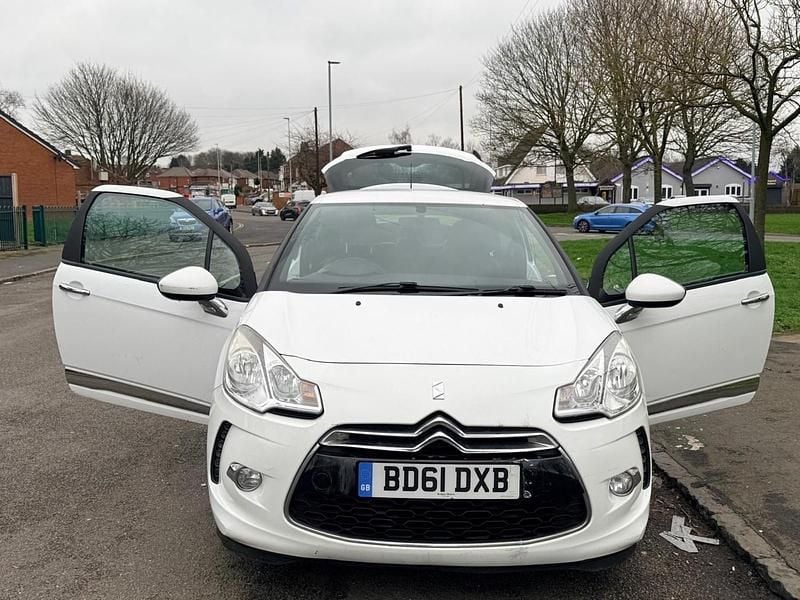 Used Citroën DS3 110 HP (80 kW) 2011 White Hatchback