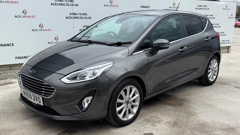 Used Ford Fiesta Titanium X 100 HP (73 kW) 2019 Grey Hatchback