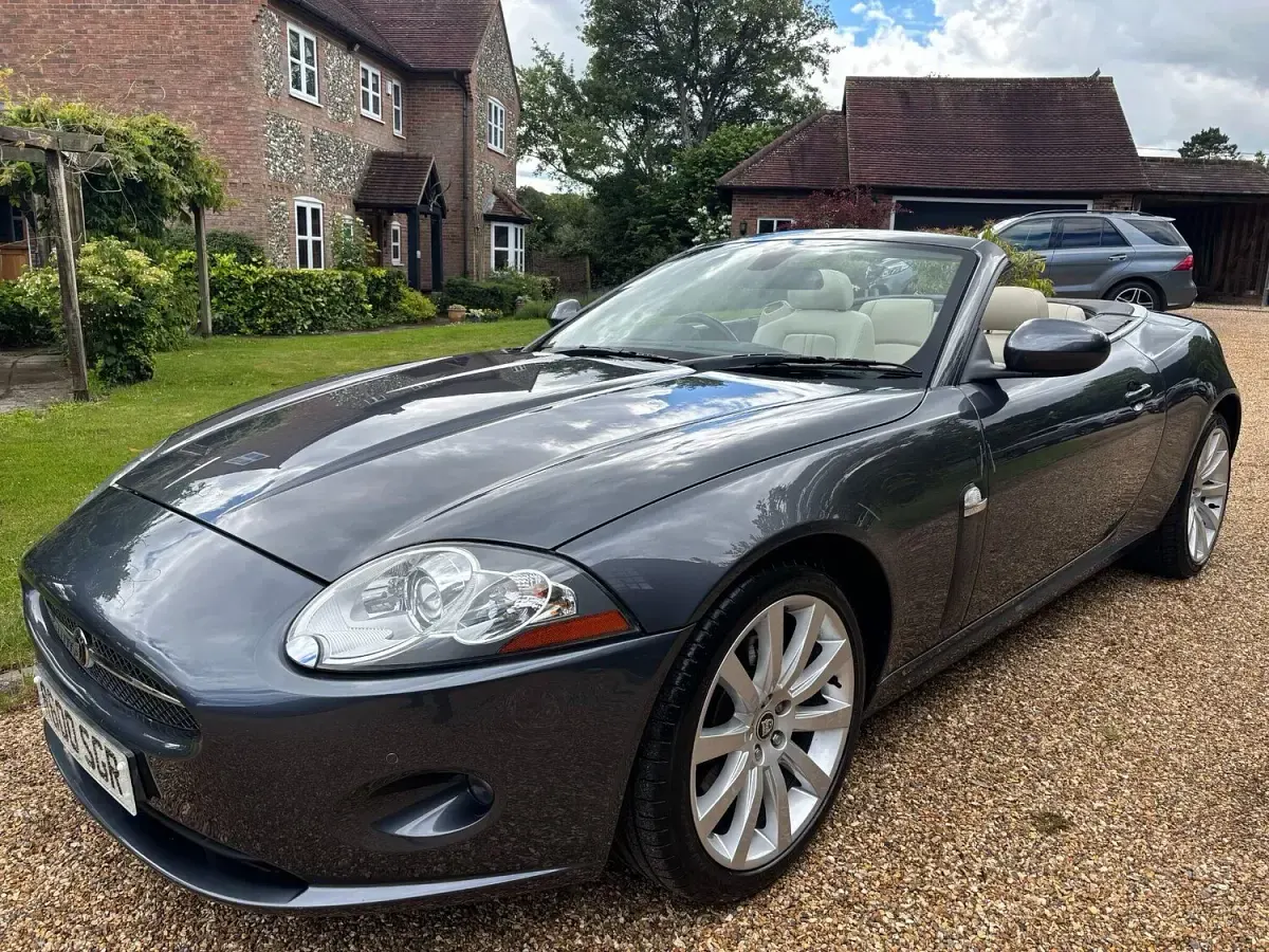 Used Jaguar XK 300 HP (220 kW) 2006 Grey Cabriolet