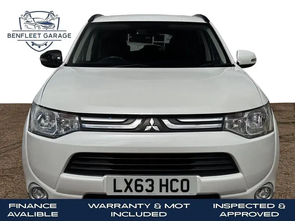 Used Mitsubishi Outlander 2013 White SUV
