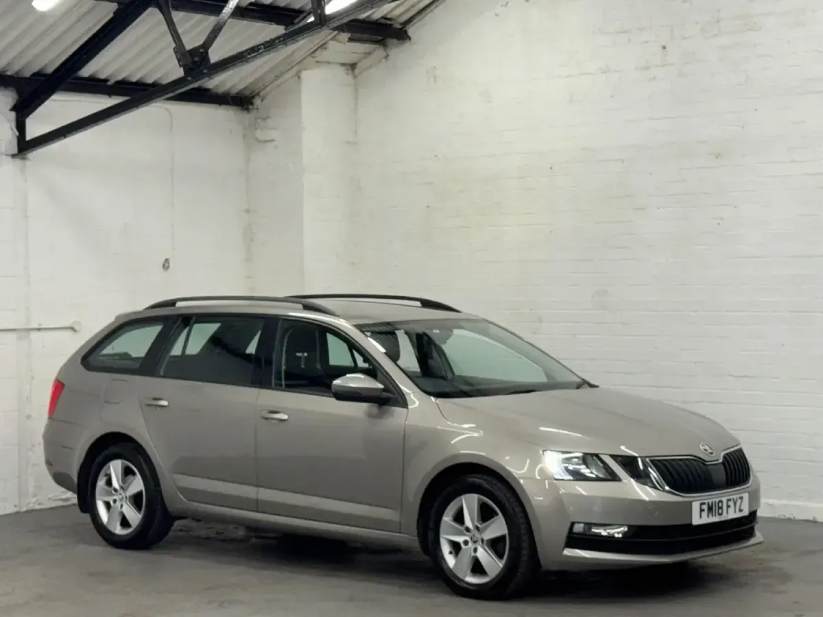 Used Skoda Octavia SE 150 HP (110 kW) 2018 Beige Estate