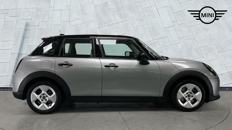 Used Mini Cooper Hatch 154 HP (113 kW) 2025 Silver Hatchback