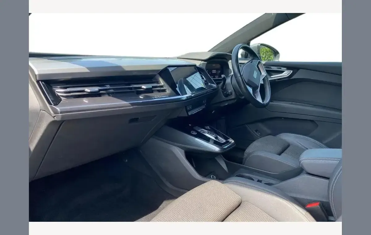 Used Audi Q4 e-tron S-Line 150 kW (204 HP) 2023 Grey SUV
