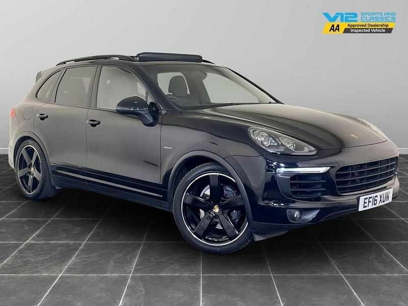 Black Used 2016 Porsche Cayenne SUV | £20,895 (Good price) - Image 1/2