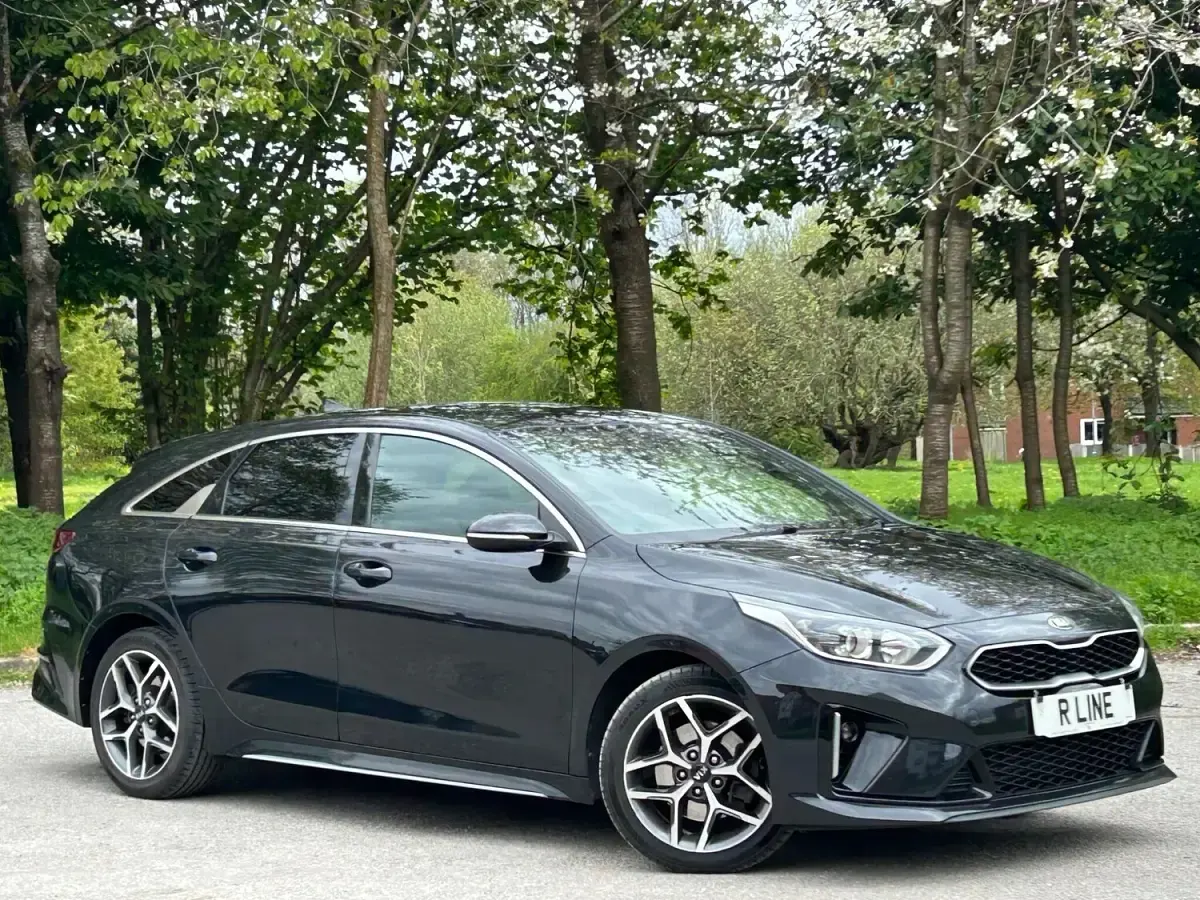 Used Kia ProCeed GT-Line 136 HP (100 kW) 2019 Black Estate
