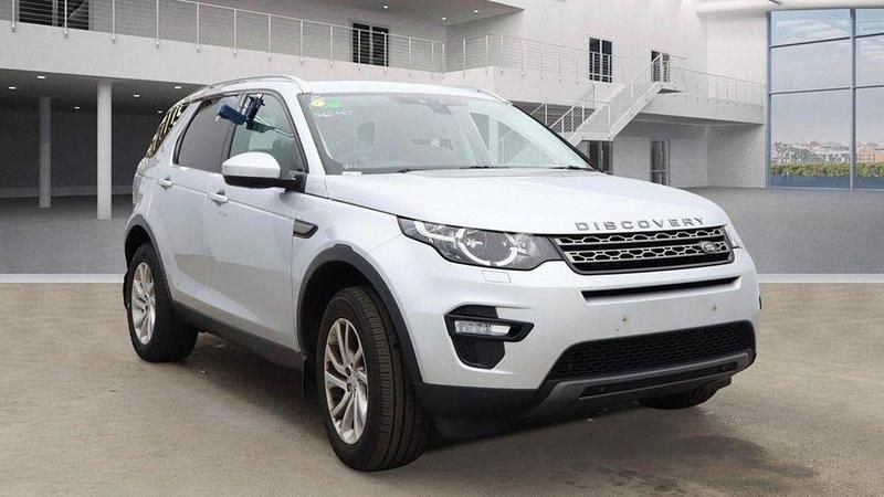 Silver Used 2016 Land Rover Discovery Sport SE SUV | £12,495 (Fair price) - Image 1/2