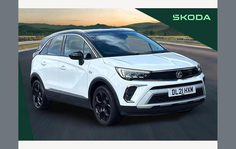 Used Vauxhall Crossland SRi 110 HP (80 kW) 2021 White SUV