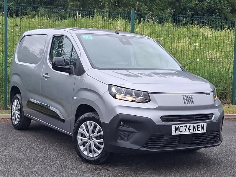 Grey New 2024 Fiat Doblò MPV | £16,298 (Good price) - Image 1/4