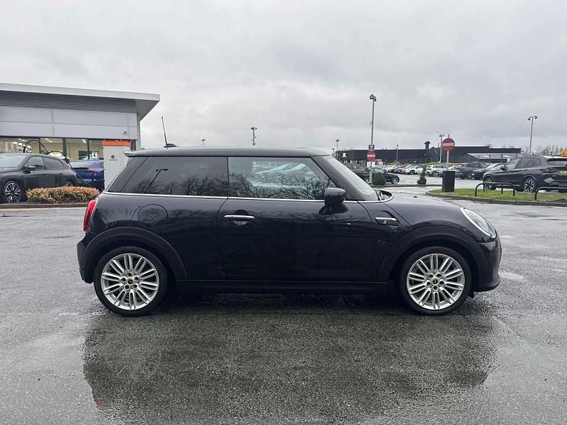 Used Mini Cooper S Hatch 135 kW (184 HP) 2021 Blue/black Hatchback