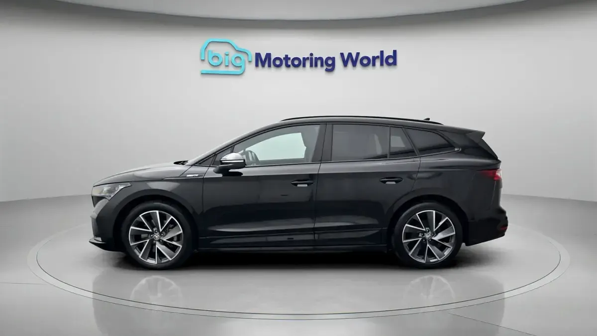 Used Skoda Enyaq iV SportlinePlus 210 kW (286 HP) 2024 Black SUV