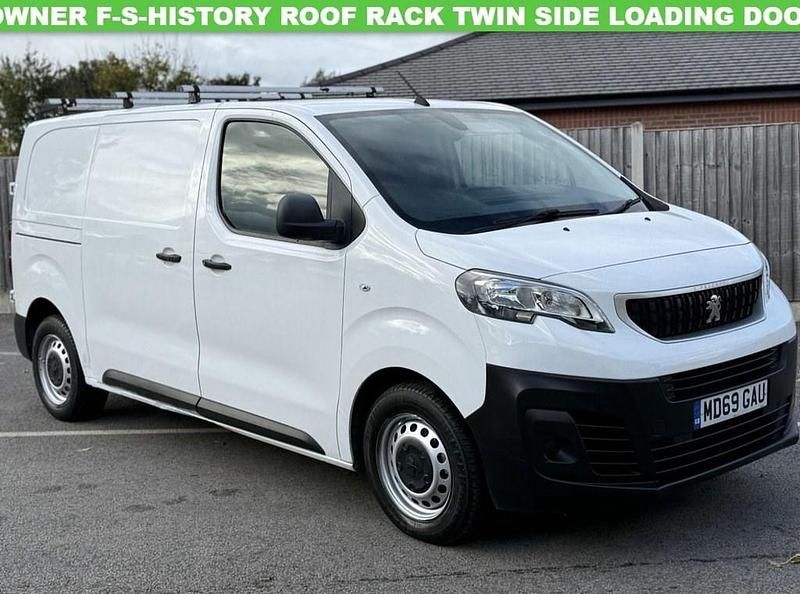 White Used 2020 Peugeot Expert Van | £11,000 (Super price) - Image 1/4