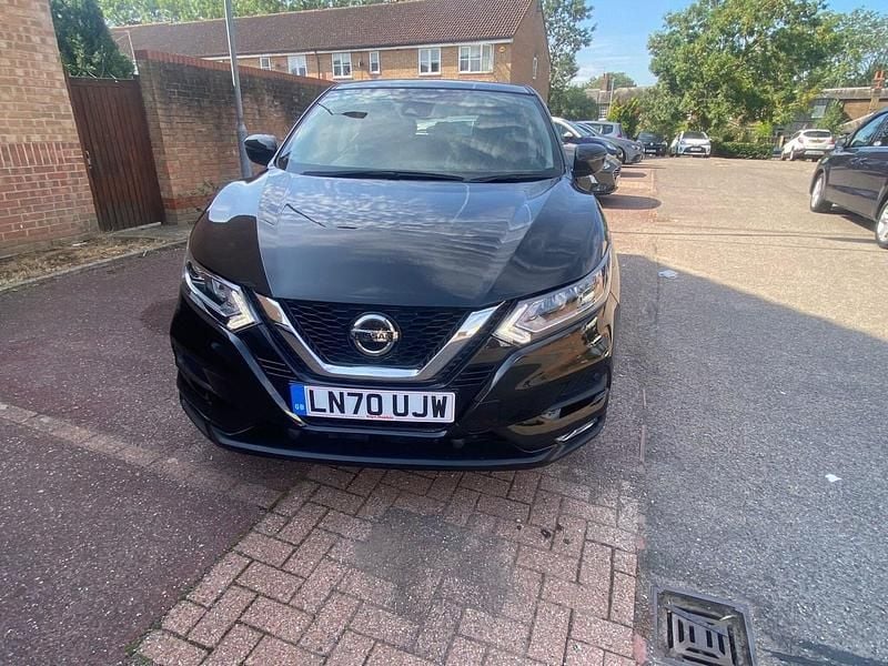 Used Nissan Qashqai Acenta Premium 160 HP (117 kW) 2020 Black SUV