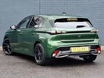 Used Peugeot 308 Allure Premium 131 HP (96 kW) 2022 Green Hatchback