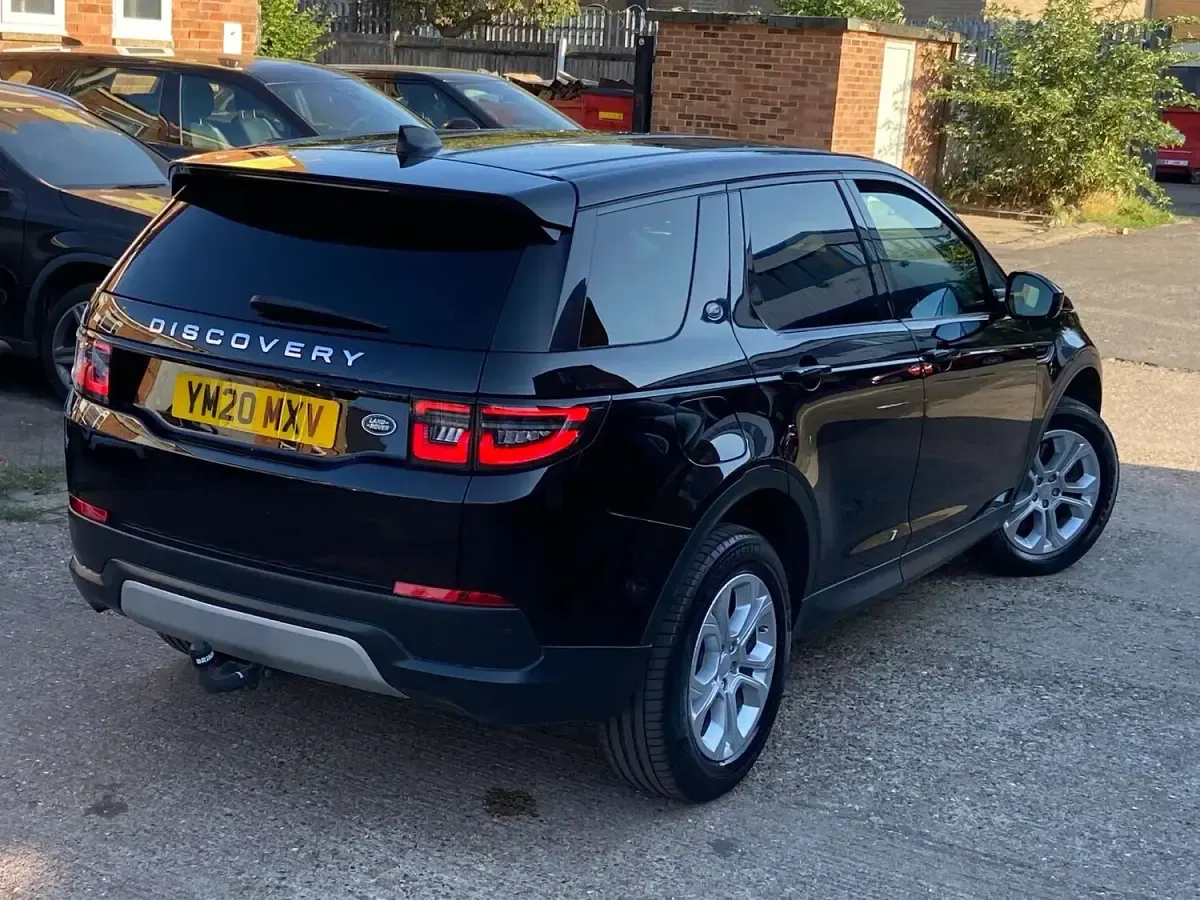 Used Land Rover Discovery Sport S 150 HP (110 kW) 2020 Black SUV
