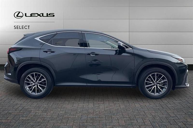 Used Lexus NX350h 243 HP (178 kW) 2025 Black SUV