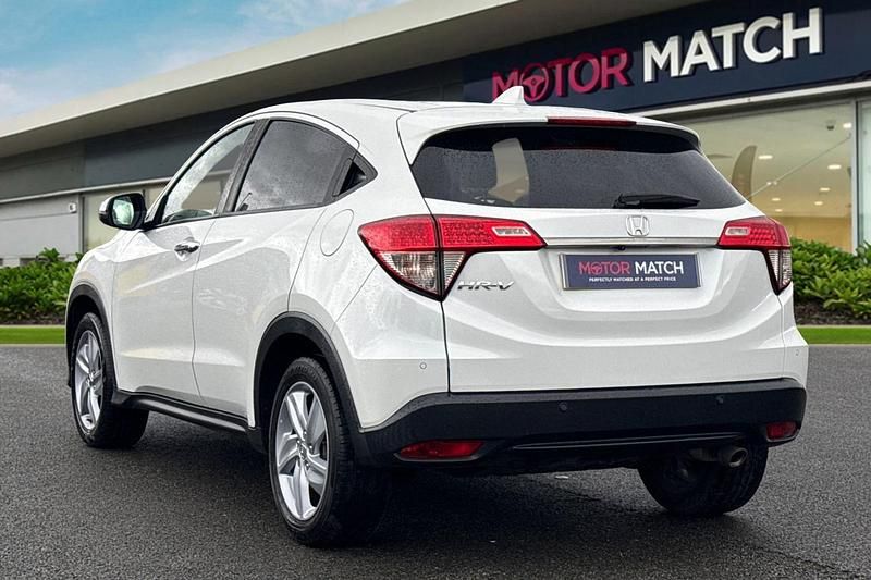 Used Honda HR-V SE 130 HP (95 kW) 2018 White SUV