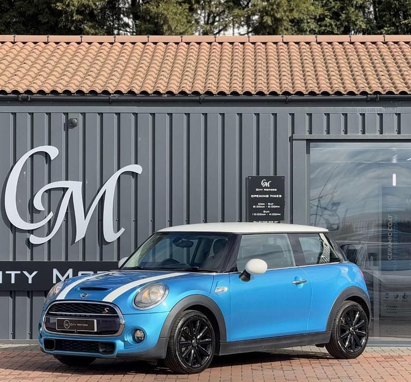 Blue Used 2016 Mini Cooper S Hatch Hatchback | £7,790 (Fair price) - Image 1/4