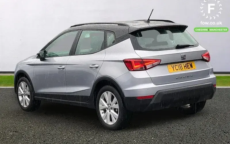 Used Seat Arona SE Technology 116 HP (85 kW) 2018 Silver SUV