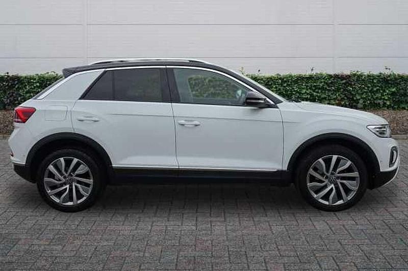 Used VW T-Roc Style 150 HP (110 kW) 2023 White SUV