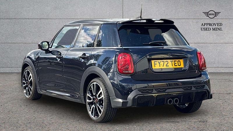 Używany Mini Cooper S Hatch 176 KM (129 kW) 2022 Czarny Hatchback
