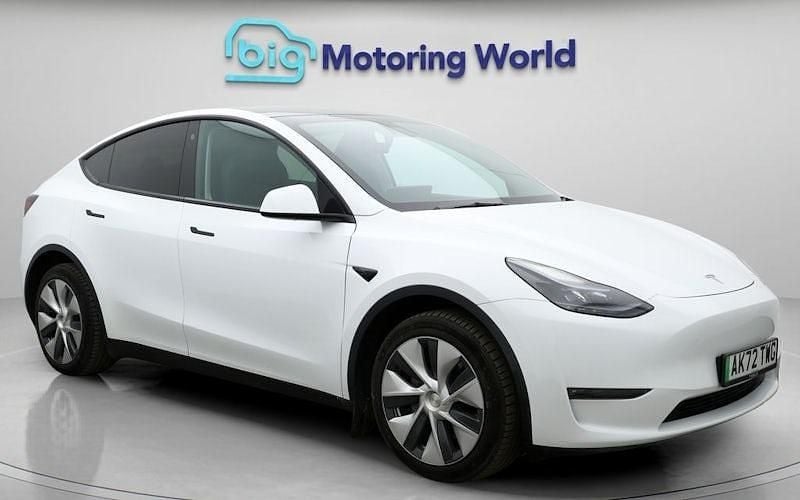 Used 2025 Tesla Model Y Long Range AWD SUV | £21,400 (Super price) - Image 1/4