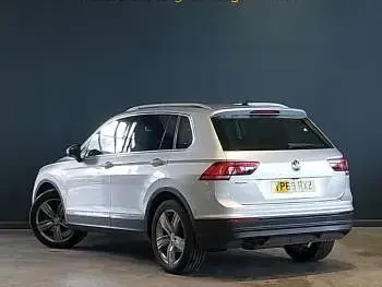 Usado VW Tiguan Match 150 CV (110 kW) 2019 Plateado SUV