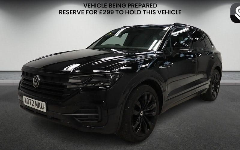 Used VW Touareg Black Edition 286 HP (210 kW) 2022 Grenadilla black metallic/grenadilla black metalli SUV